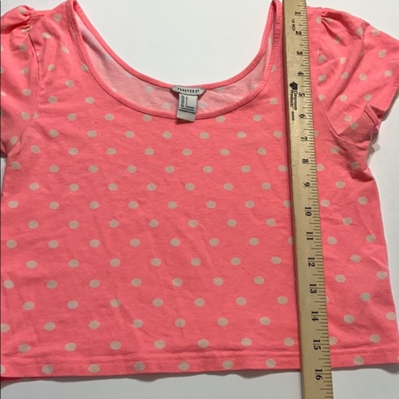 Bundle of 4 crop tops - Picture 9 of 16